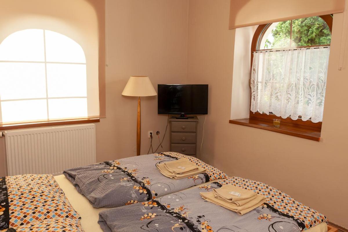 Penzion Na Hradcanech Nové Město nad Metují Habitación foto